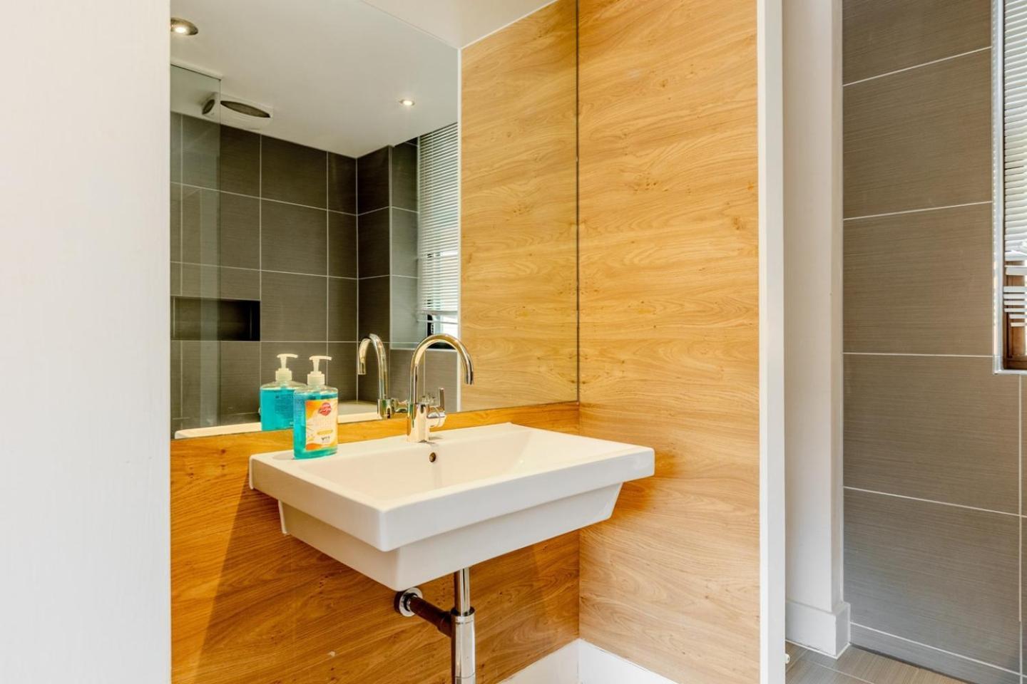 Appartamento Modern Deluxe Greenwich - Great Transport Links *